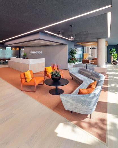 Sofá Loop design by Lievore Altherr Molina