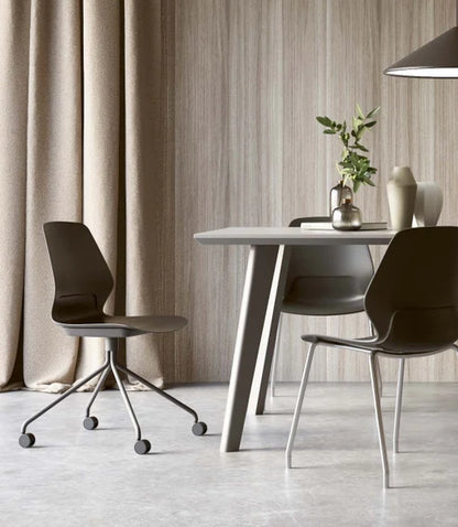 Silla Staryo Gris Oscuro Base Araña con Ruedas by Armo